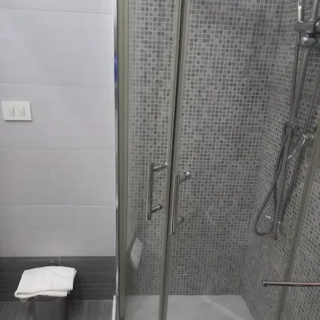 Piano Terra Νάπολη