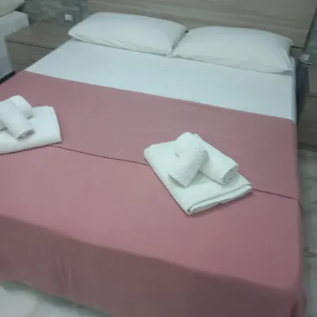 Bed and Breakfast Piano Terra Νάπολη